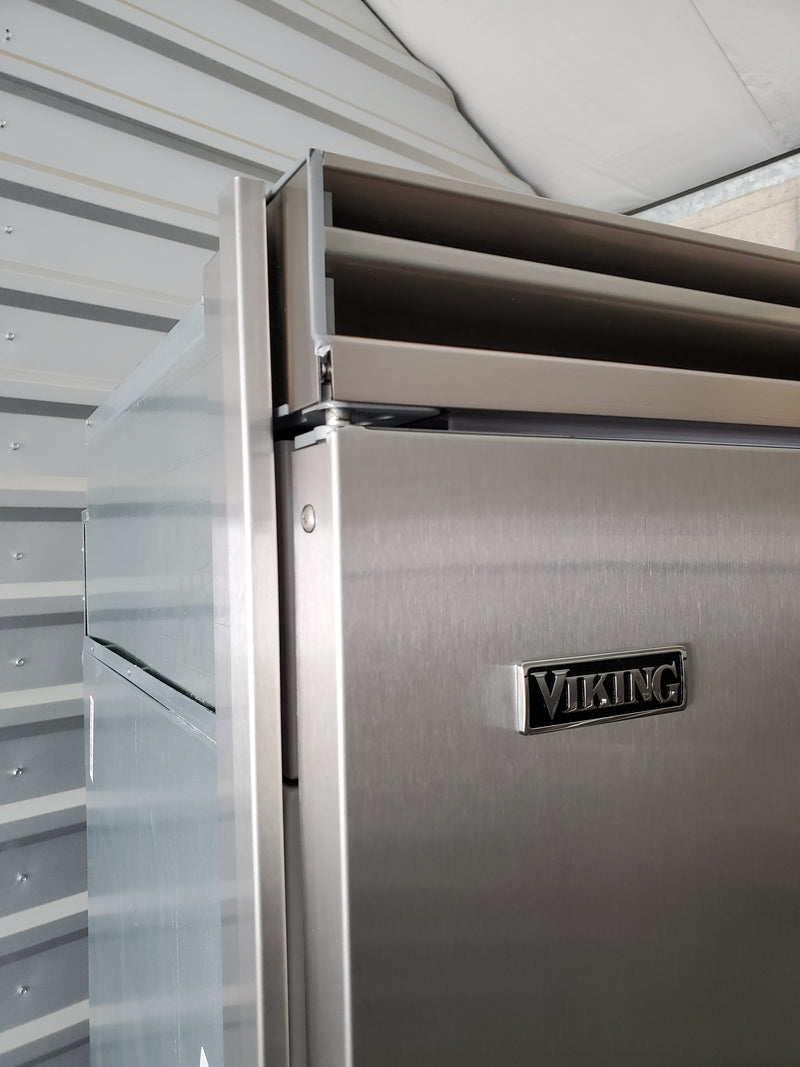Viking - Professional 5 Series Quiet Cool 25.3 Cu. Ft. Side-by-Side Built-In Refrigerator - Stainless steel - VCSB5423SS