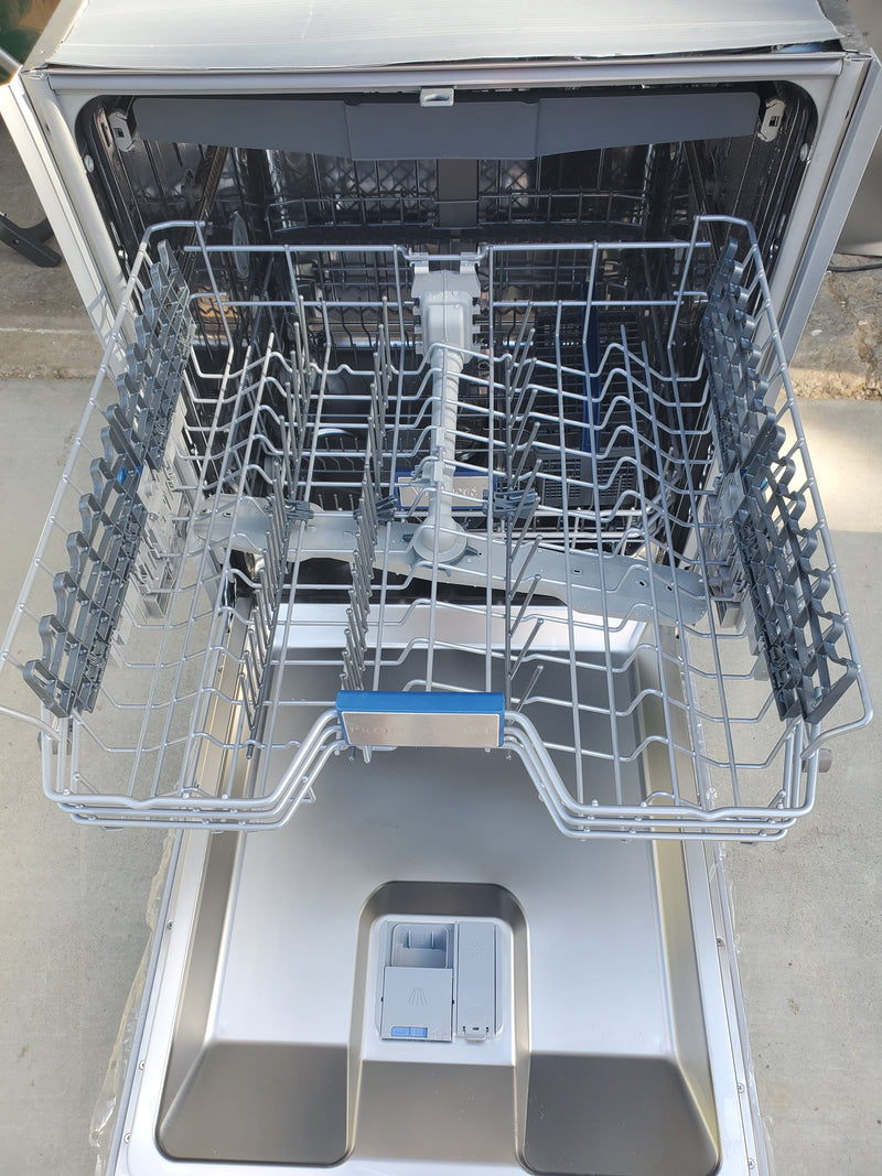 Viking - Dishwasher - Stainless steel - VDWU524SS